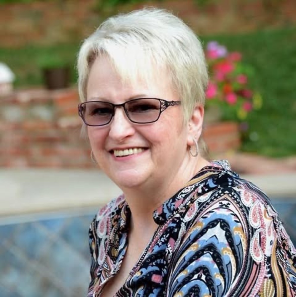 Meet your Posher, Carol
